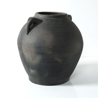 Environ 15 po de vase en céramique avec deux poignées
