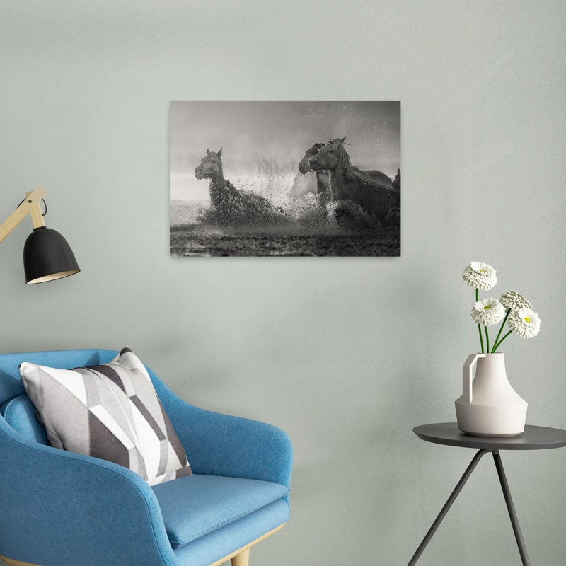 «Wild Horses In Motion Contemporary», reproduction d'art murale, H 16 po x l 24 po