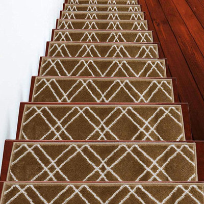 Tapis d'escalier intérieur antidérapant 9 po x 28 po Pershore