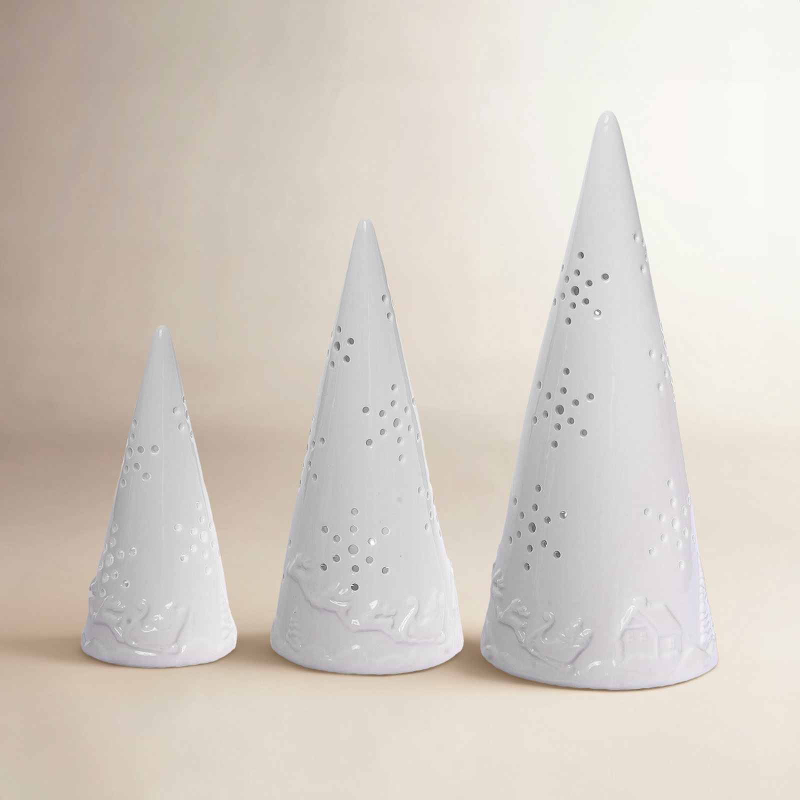 3-Piece Embossed Ceramic Cone Table Tree Set