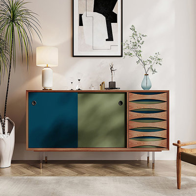 Buffet simple et moderne avec rangement