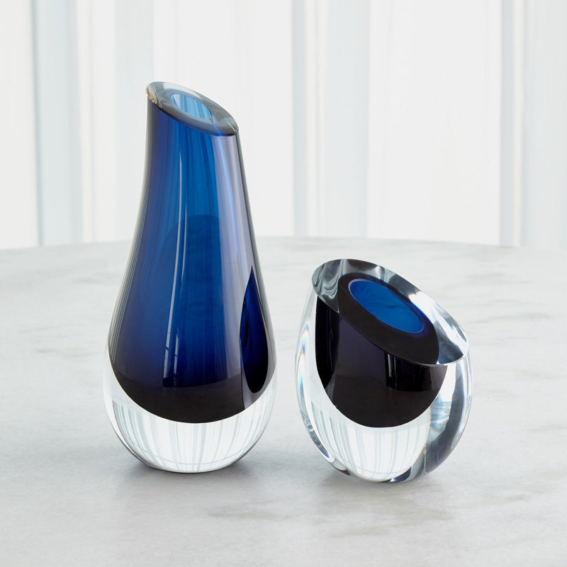 Glass Table Vase, Blue