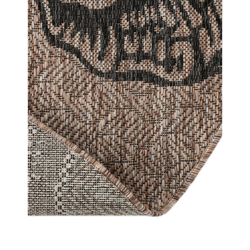 Angelys Indoor/Outdoor Area Rug, Round 6'1"