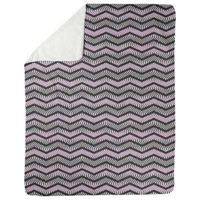 Couverture polaire à chevrons ondulés