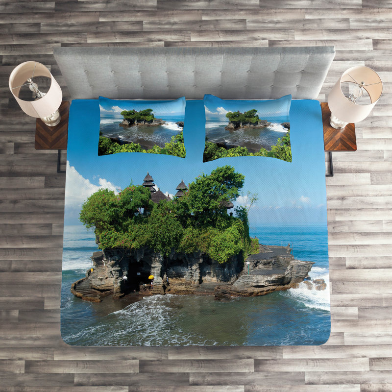 Coastal Coverlet, King Bedspread + 2 Shams