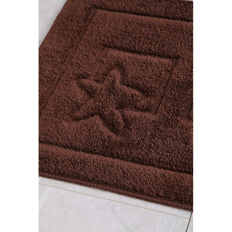 Tapis de bain Salome, H 0,4 po x l 24 po x L 39 po, Brun