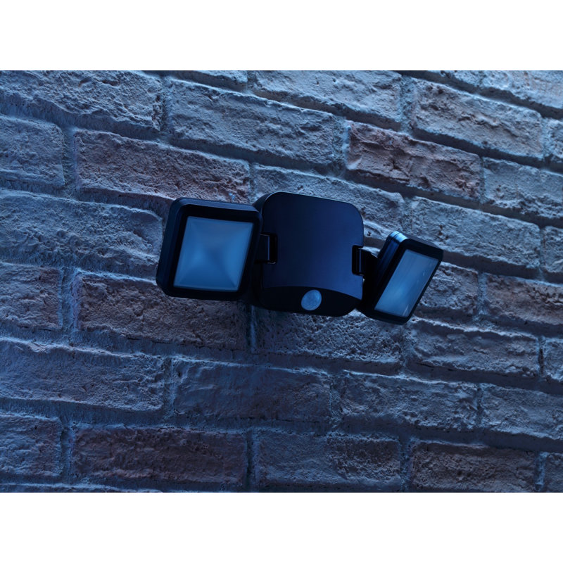 Sabillasville Pir Dual Head Flood Light