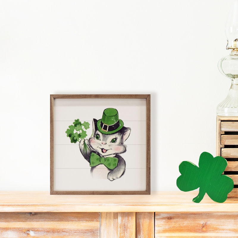 Chat Saint-Patrick avec chapeau, H 4 po x l 4 po