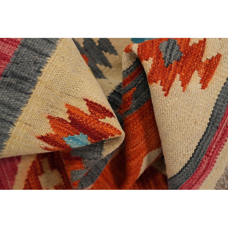 Tapis kilim vibrant 5 x 8