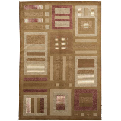 Himalayan Geometric Area Rug in Brown/Rust