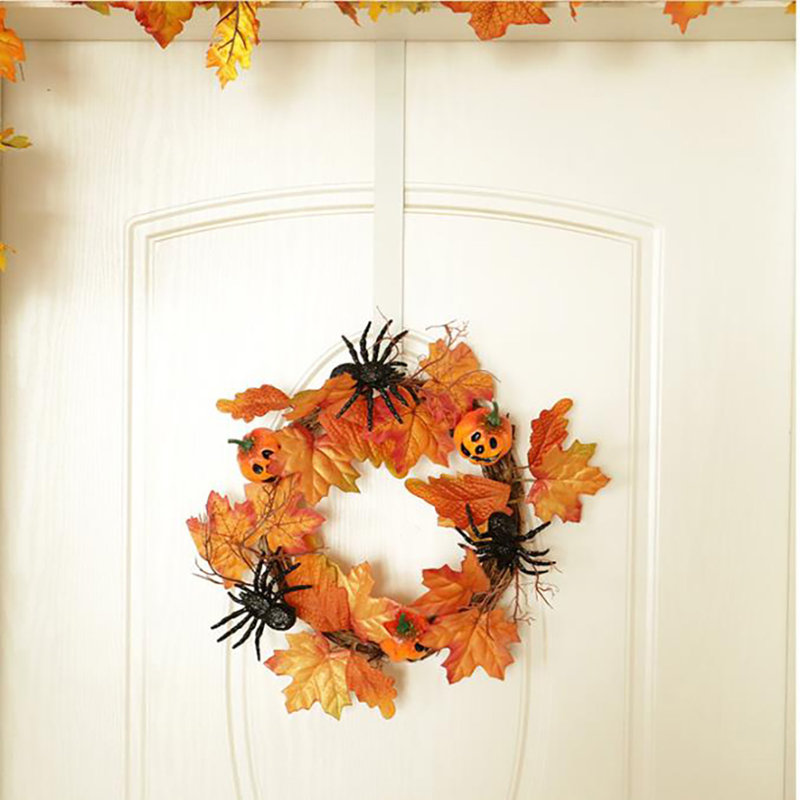 Halloween maple leaf decorated wreath