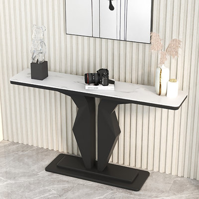 Console légère et luxueuse