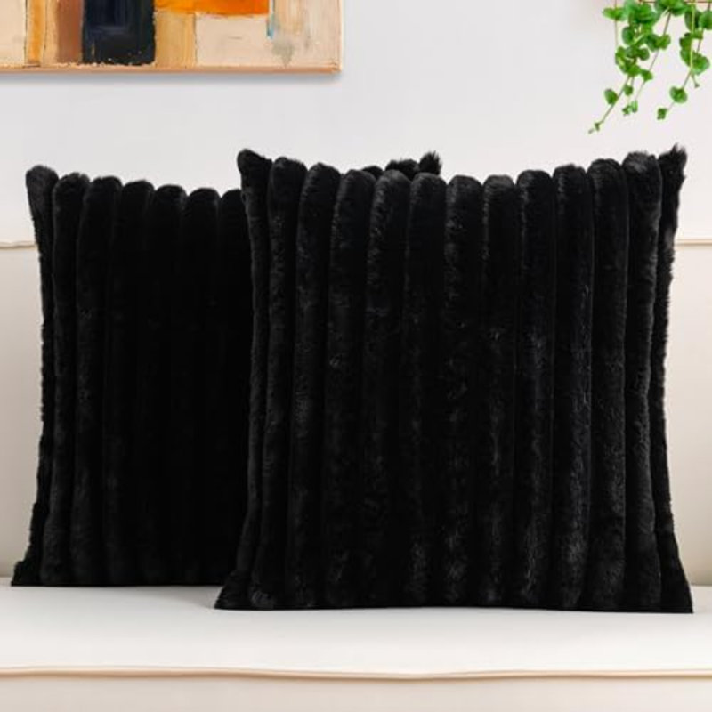 Ensemble de 2 housses de coussin en fausse fourrure de Noël 24 x 24 po, noir