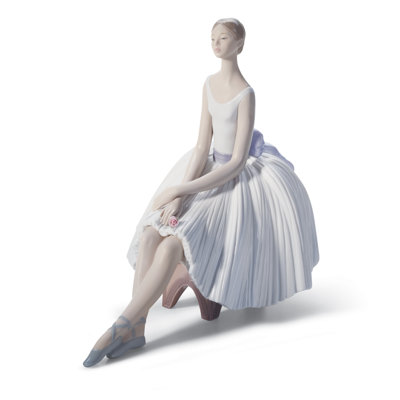 Utopia Refinement Ballet Woman Figurine