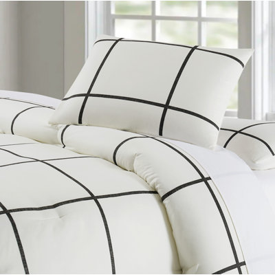 Checkered Comforter Set