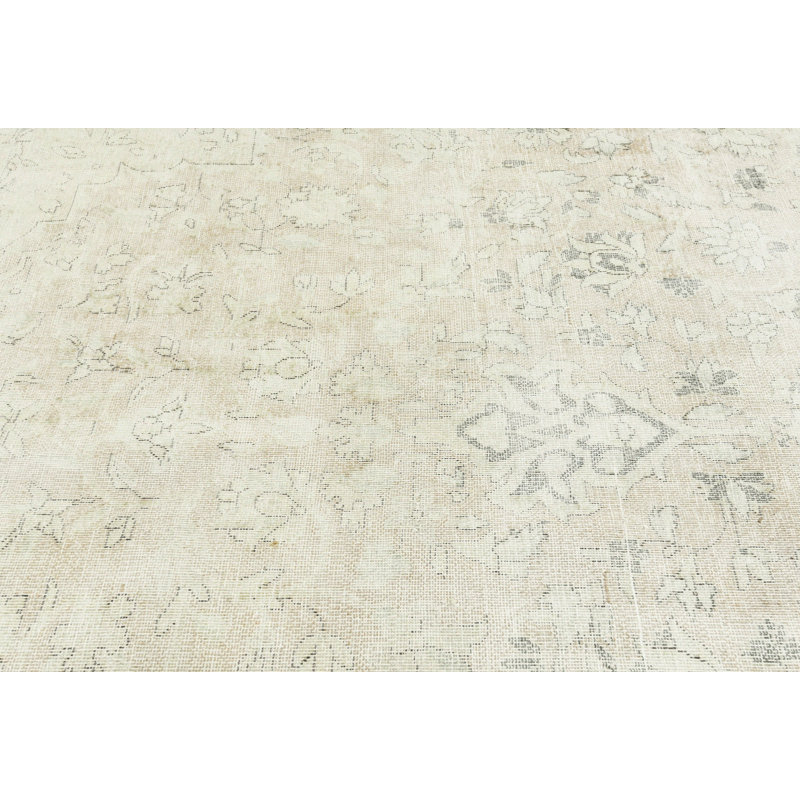 Muted Beige Traditional 7X11 Oriental Area Rug