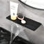 Robinet de lavabo pour salle de bain avec fixation murale, poignée simple, fabrication en laiton massif et finition noir mat pour une utilisation moderne et durable