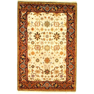 Canvello Ivory Mahal Rug - 4' X 6'