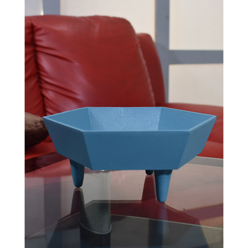 Bol décoratif en aluminium Gupton, H 3,9 po x l 8,4 po x P 9,6 po, Bleu clair