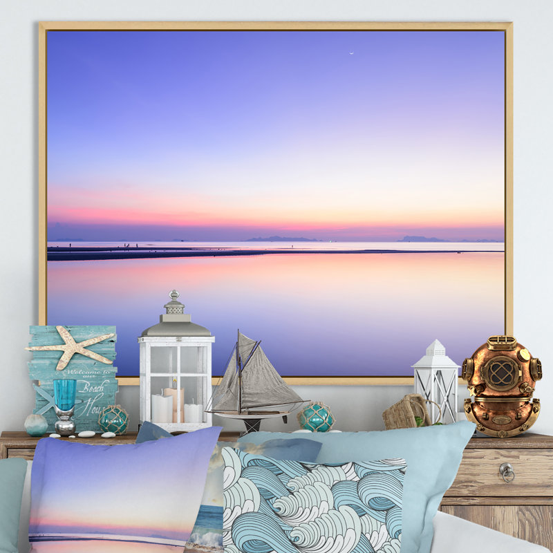 «Vibrant Panoramic Tropical Seascape Sunset III», reproduction d'art sur toile nautique et côtière, Cadre flottant brun