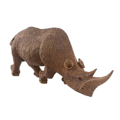 Sculpture en bois de rhinocéros de Bungalow Rose Majestic