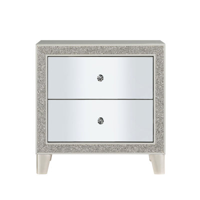 Table de chevet de couleur champagne avec un grand espace de rangement sophistiqué en miroir et durable