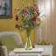 Arrangement floral mixte de jardin dans un vase