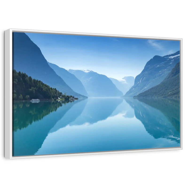 Vue du lac Lovatnet, Cadre flottant blanc, 13 po x 9 po