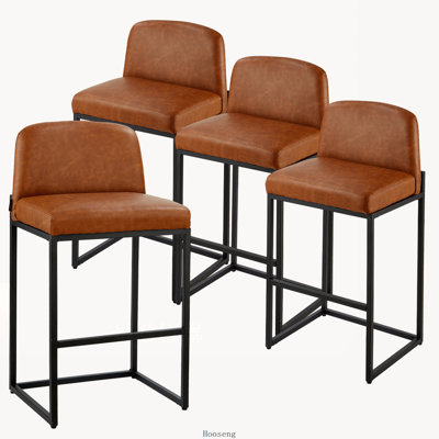 Ensemble de 4 tabourets de bar de 68,5 cm (27 po) de hauteur comptoir, revêtement moderne en cuir PU, dossier et pieds en métal, sans accoudoirs, montage facile, brun, pour îlot de cuisine et salle à manger
