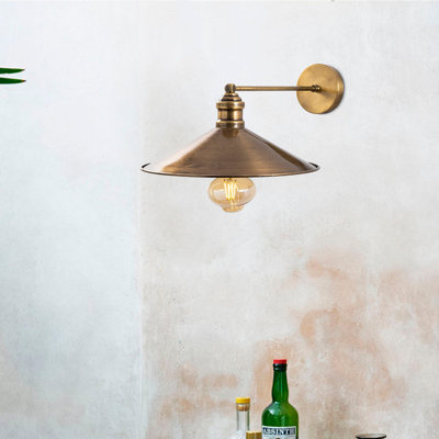 Lampe murale moderne moderne, finition cuivre, 11,8 x 17,7 x 7,1 pouces | Corps en métal, douille E27 (40 W maximum) | Design scandinave élégant, classé IP20 | Parfait pour le salon, la chambre à coucher ou le bureau, solution d'éclairage élégante et fonctionnelle