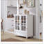 Buffet minimaliste blanc avec portes doubles en verre et tiroir