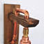 Lampe murale élégante Lacara, 11,8 x 8,7 x 3,9 pouces | 100% bois massif avec accents or rose | Douille E27, 200 W maximum | Interrupteur marche / arrêt sur le câble | Éclairage élégant pour le salon, la chambre à coucher et le bureau