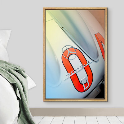 "Signature", reproduction d'art sur toile encadrée, gros plan sur des voitures de sport allemandes et blanches, transport de voitures, illustrations, art moderne urbain pour le salon, la chambre à coucher, le bureau - 16 po x 24 po naturel