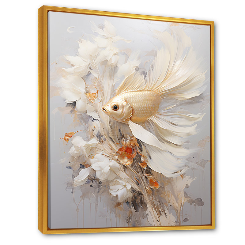 Poisson doré et longues queues sur toile, H 32 po x l 16 po x P 1 po, Cadre flottant doré