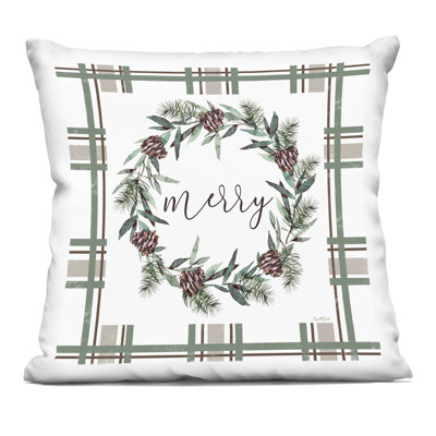 Merry Wreath on Green Plaid, coussin décoratif imprimé par Elizabeth Tyndall