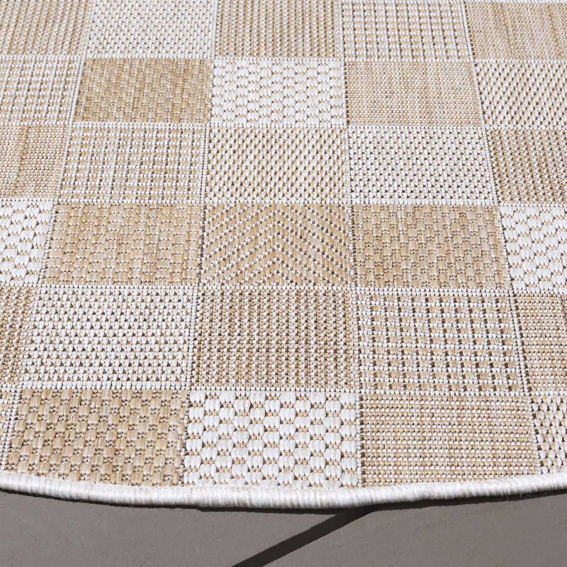 Kaird Performance Geometric Indoor/Outdoor Area Rug, Round 6'7"