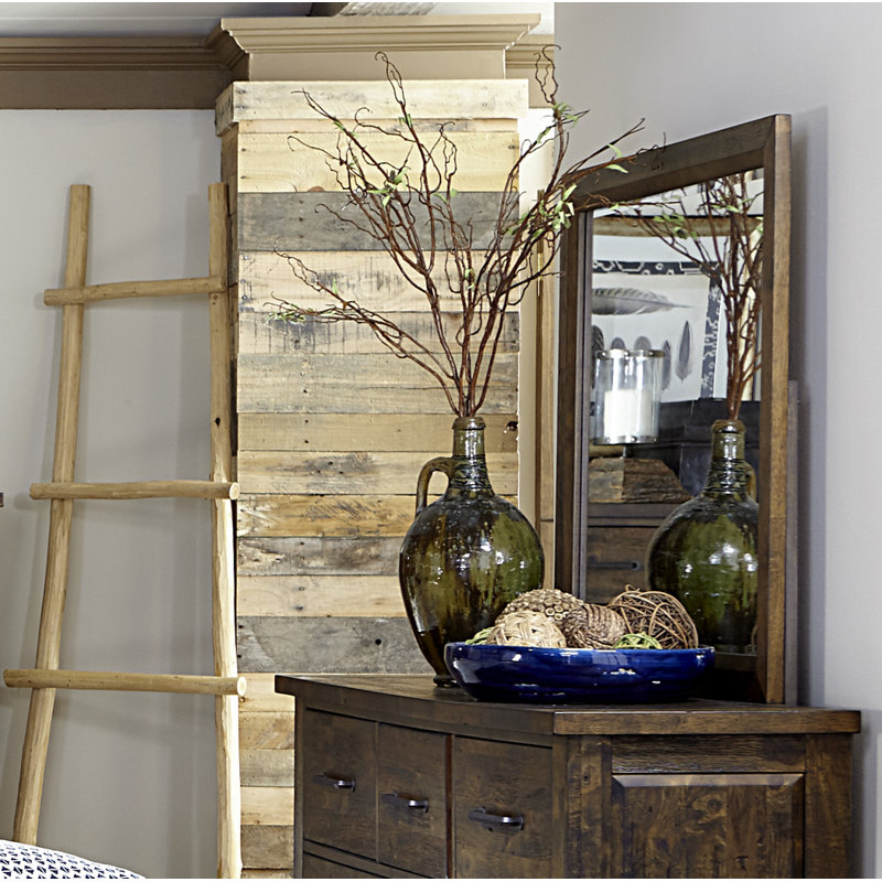 Everton 7-Drawer Dresser & Mirror