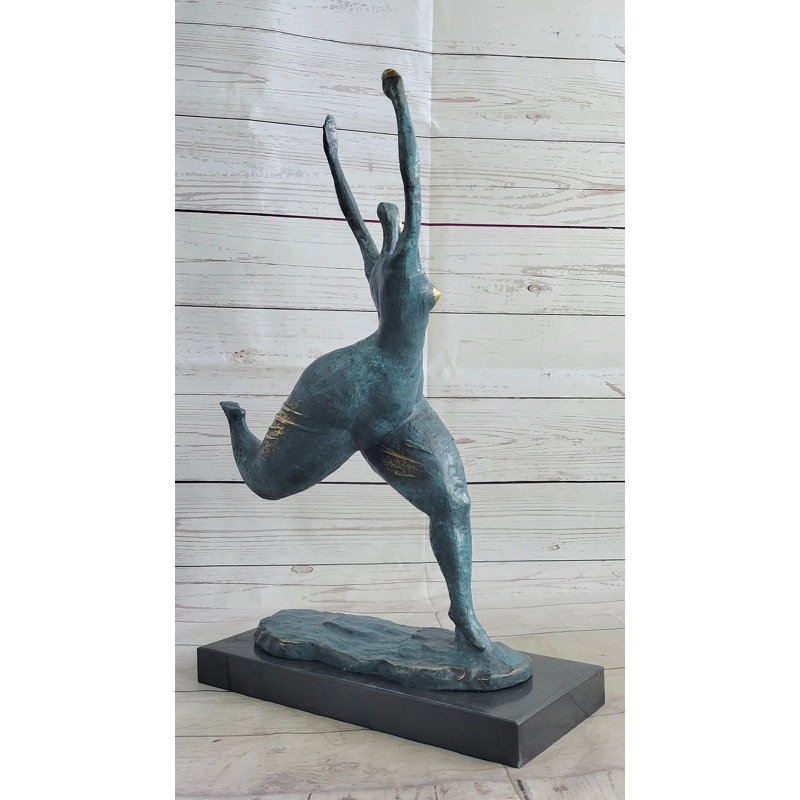 Sculpture coureuse qui court