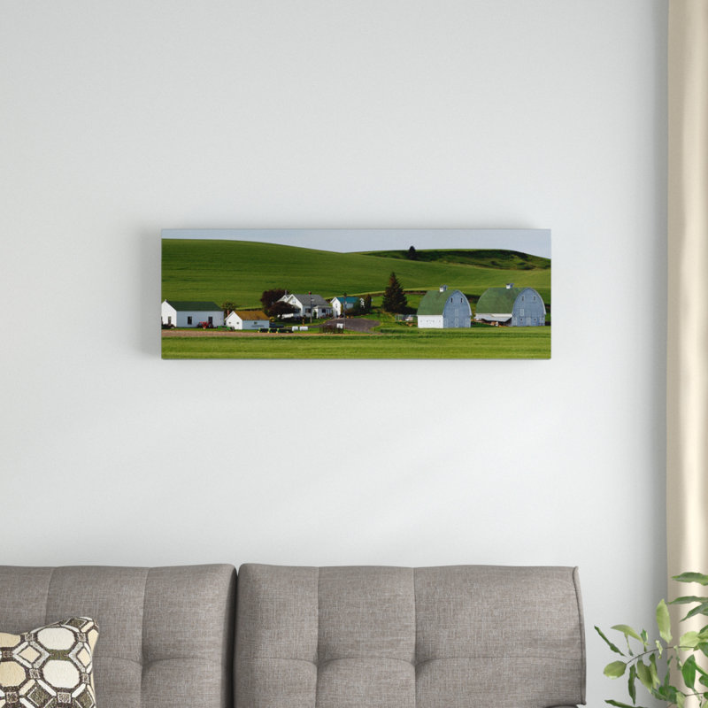 «Farm with Double Barns in Wheat Fields, Washington State», reproduction de photo sur toile, Toile tendue