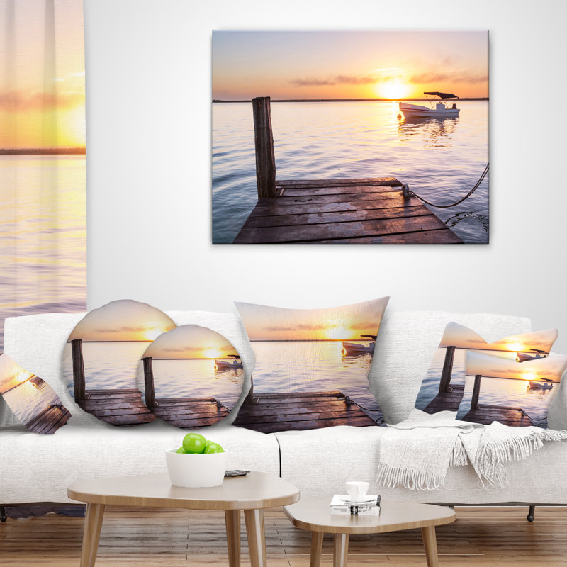 Vue du bateau Seashore depuis la promenade sur un coussin de plage, 16 po x 1 po, Carré