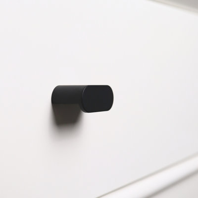1.75" Oval Knob