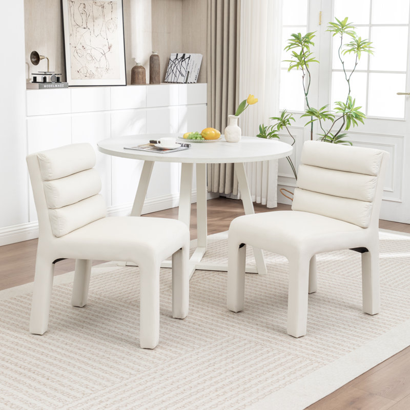 Chaise d'appoint rembourrée en velours Cowger, Beige