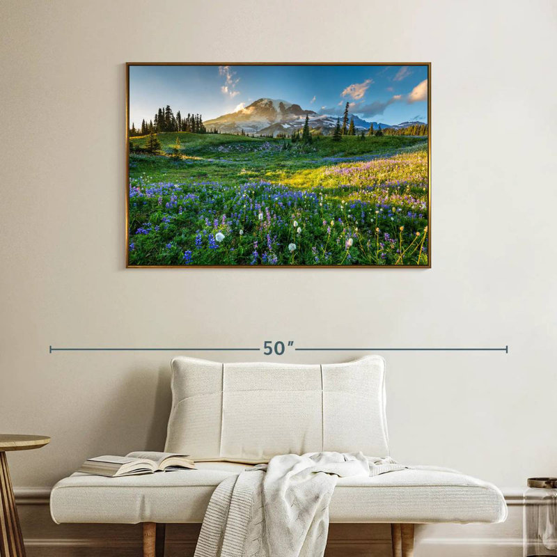Le printemps au mont Rainier, Cadre flottant doré, 40 po x 27 po