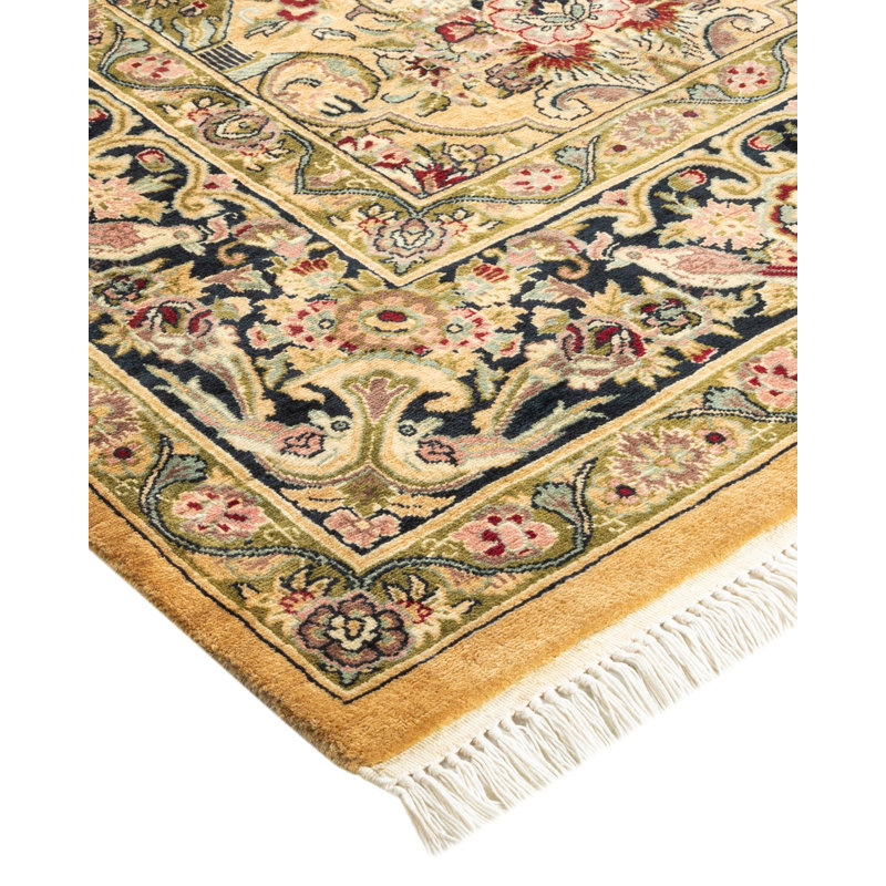 Classic One-of-a-Kind 6' 2" X 8' 10" Hand Knotted Area Rug