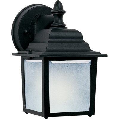 Millbury Wall Light