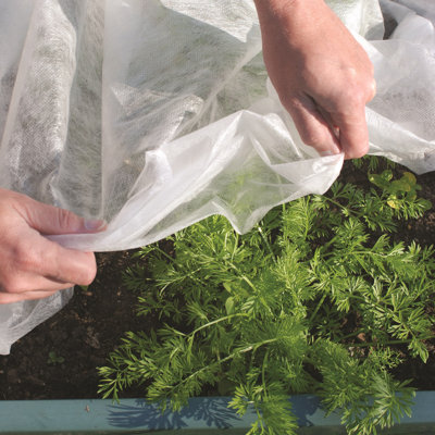 Aelisa Weather Resistant Plant Cover