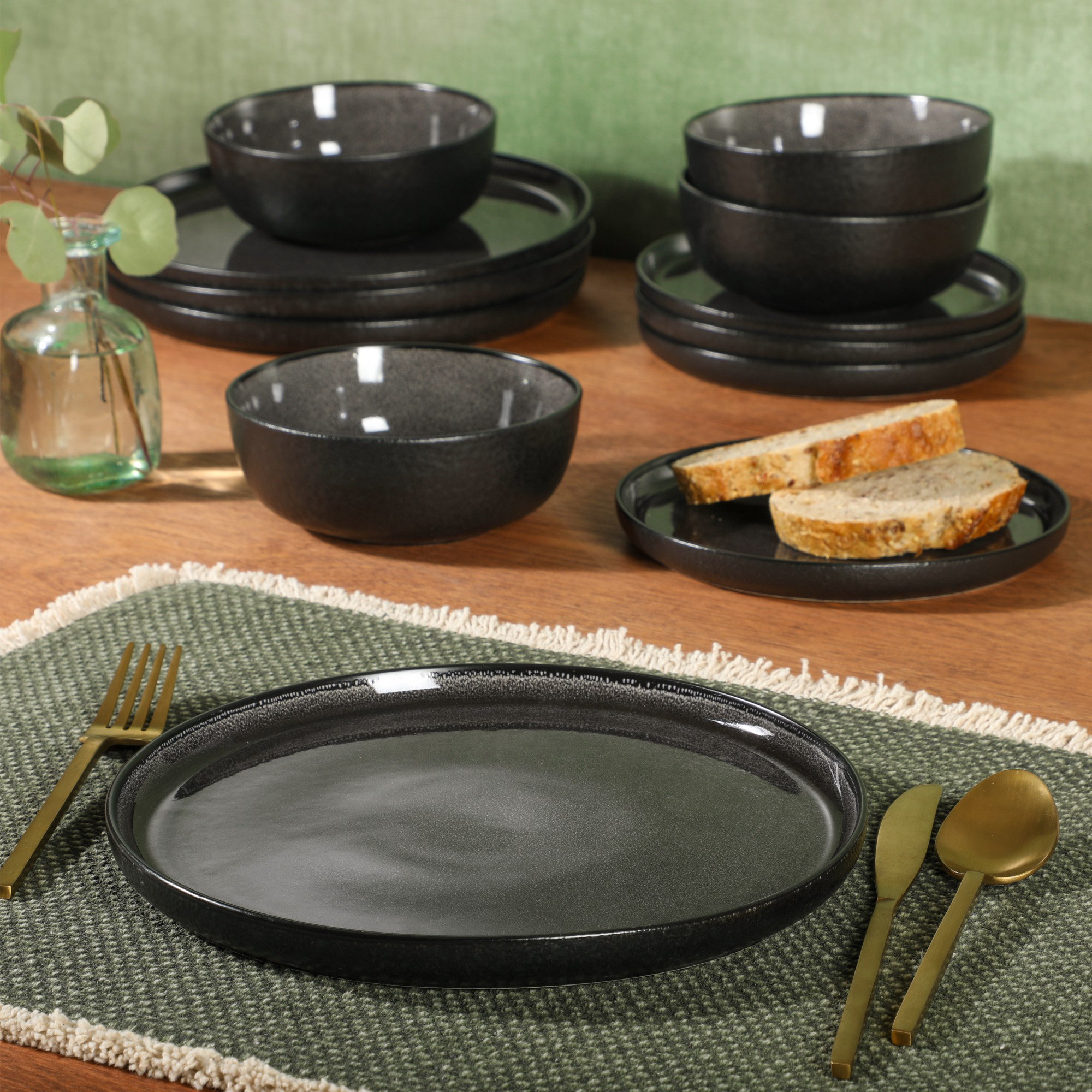 Gibson Elite Tahoe Sunset 12 Piece Stoneware Reactive Glaze (Service for 4) Ceramic Plates and Bowls Dinnerware Set, Black