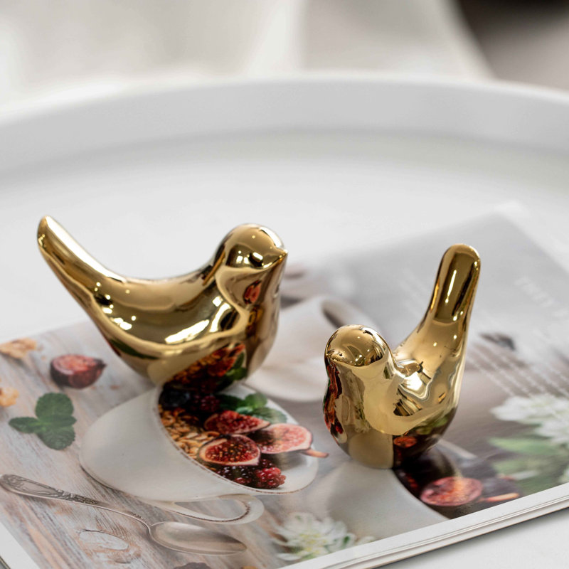 Modern Bird Figurine Statue