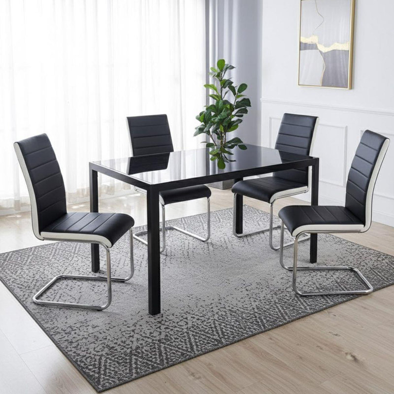 4 - Person Dining Set, 75cm H x 134cm W x 70cm D