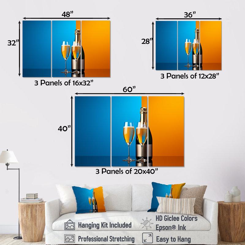 «Blue and Gold Champagnes Contrast Collage - Champagne, art mural sur toile, H 40 po x l 60 po
